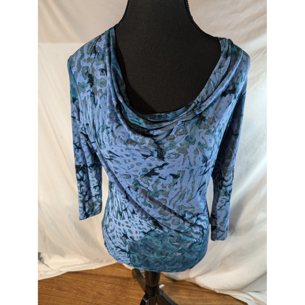 Dunia Blue Abstract Size M 3/4 Sleeve Cowl Neck Top